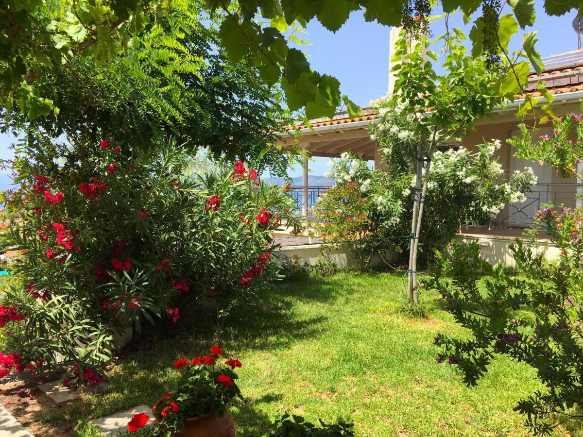 Corinthian Sun - Vacation Home Extérieur photo