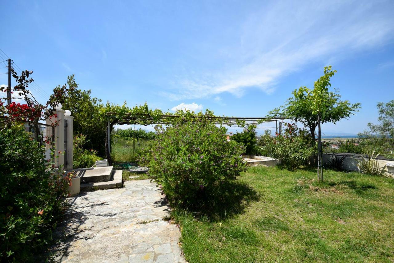 Corinthian Sun - Vacation Home Extérieur photo
